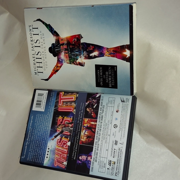 Michael  Jackson  This  Is It DVD 2009 - Picture 4 of 4